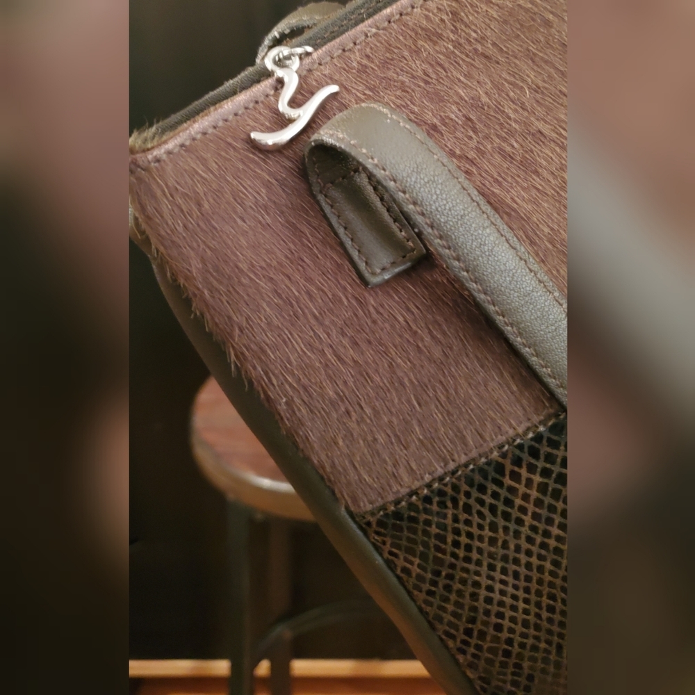 Yancci Olive Embossed Leather and Fur Bermuda Bag